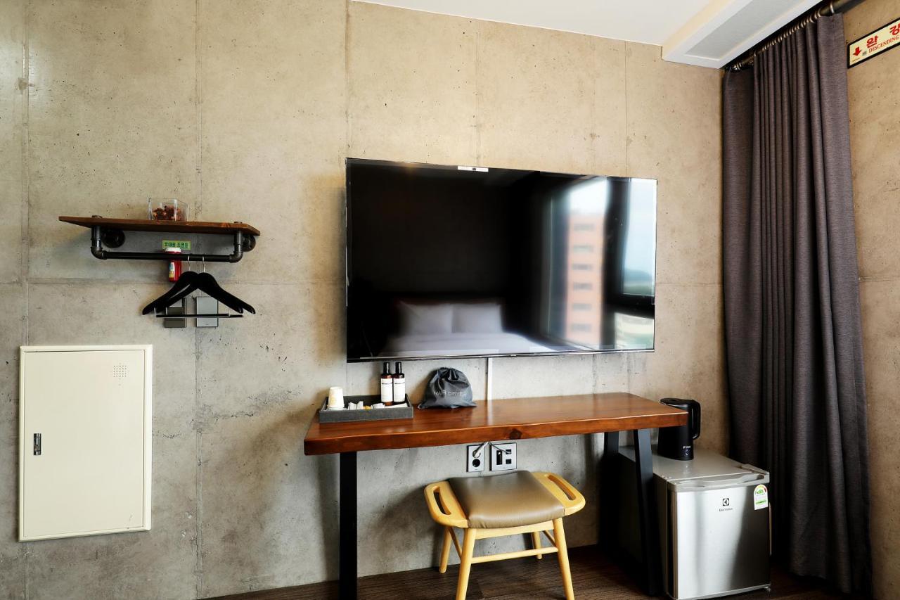 Cornerstone Hotel Согвипхо Экстерьер фото